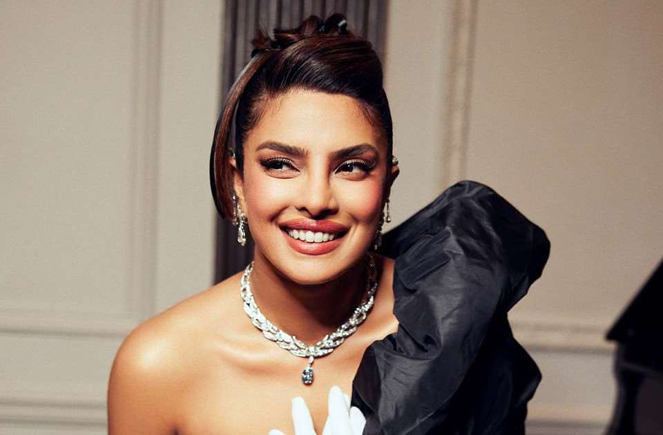Приянка Чопра надела редкий бриллиант Bulgari Laguna Blu на Met Gala